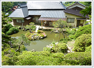 福田正八幡宮（相見氏邸の庭園）